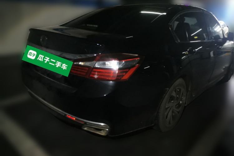 Used Honda Accord 2016 2.0L Comfort Edition Rear Right 45 Deg