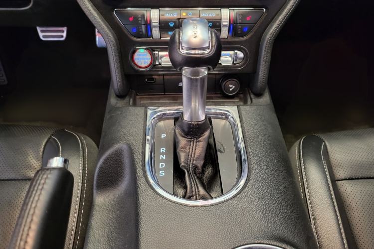 Used Ford Mustang 2015 2.3T Performance Edition
