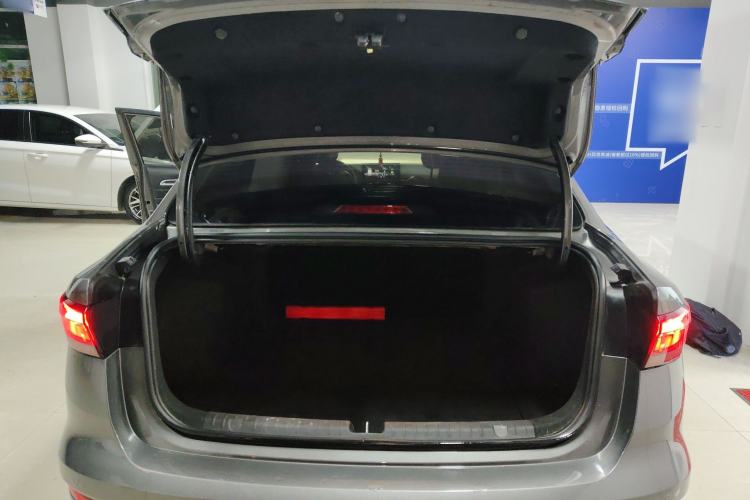 Used Geely Auto Emgrand 2022 4th Generation 1.5L CVT Luxury Model
