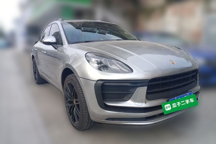 Used Porsche Macan 2014 Macan 2.0T Front Right 45 Deg