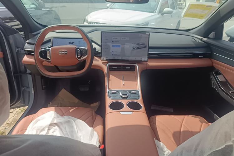 Used Geely Galaxy L6 2025 EM-i 140km Explorer+ Edition
