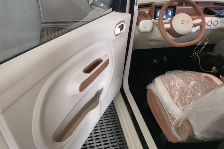 Used Bestune Pony 2026 222km Colorful Horse
