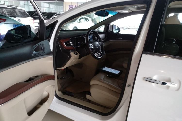 Used Buick GL8 2018 28T Luxury Model China VI Standard
