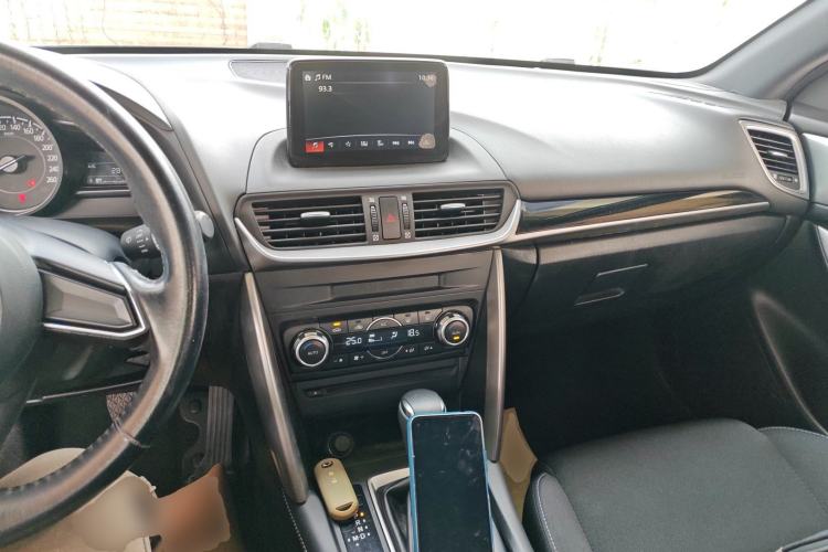 Used Mazda CX-4 2018 2.0L Automatic Two-Wheel Drive Blue Sky Exploration Version China V Standard
