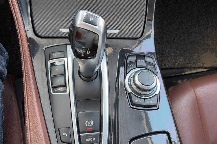 Used BMW 5 Series 2014 520Li Elegant Model