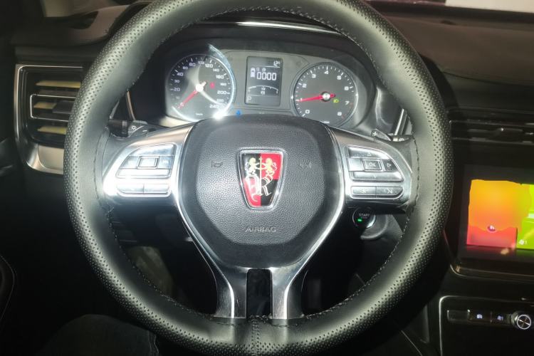 Used Roewe RX8 2018 30T Two-Wheel Drive Flagship Edition