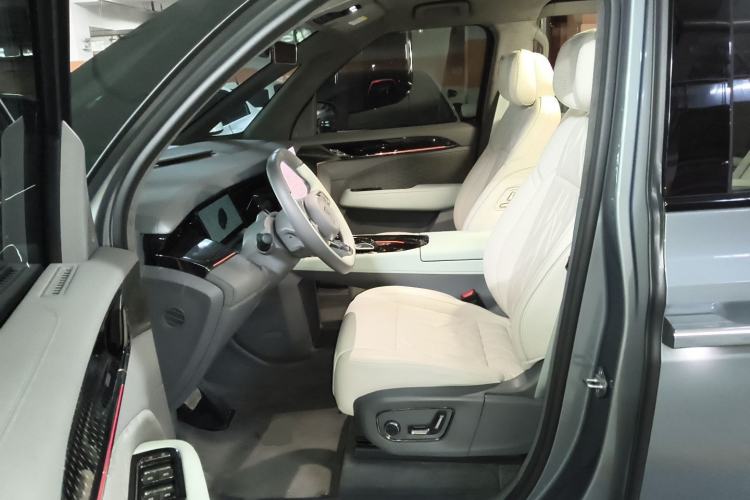 Used Zeekr 009 2024 Six-Seat Executive Version 4WD 108 kWh