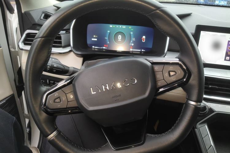 Used Lynk & Co 06 EM-P 2020 PHEV Plus Steering Wheel