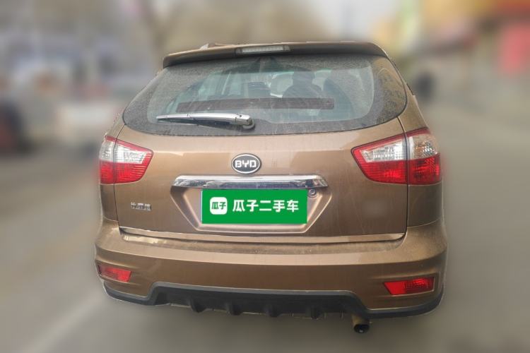 Used BYD S6 2013 Platinum Edition 2.0L Manual Luxury Model
