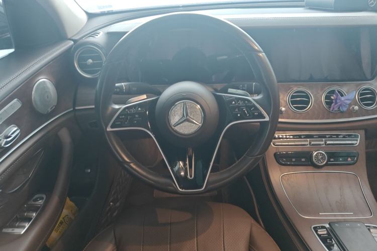 Used Mercedes-Benz E-Class 2022 Updated E 300 L Luxury Edition
