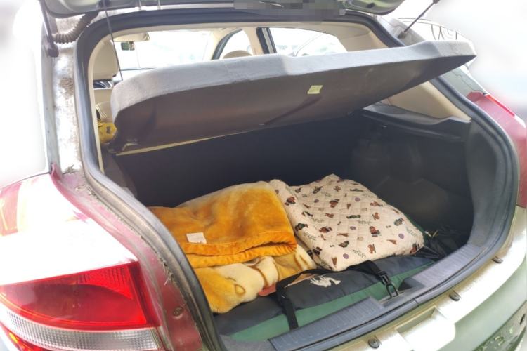 Used Chery Fengyun 2 2013 Hatchback 1.5L AMT Ruìyì Edition Trunk