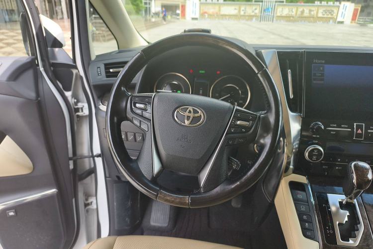 Used Toyota Vellfire 2020 Dual-Engine 2.5L HV Prestige Edition Steering Wheel