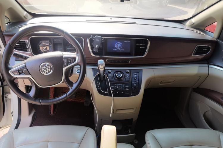 Used Buick GL8 2014 3.0L GT Luxury Business Haoya Edition