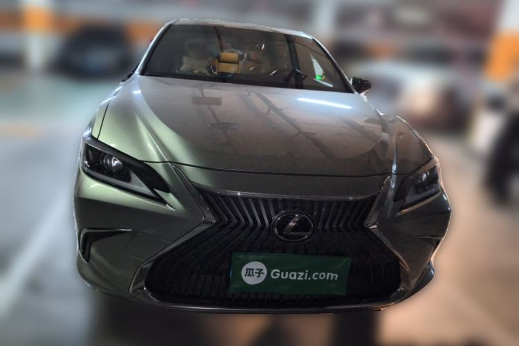 Used Lexus ES 2020 200 Excellence Edition