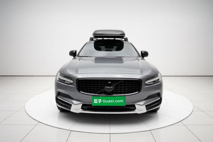 Used Volvo V90 2019 Cross Country T5 AWD Luxury Edition China VI Standard Front
