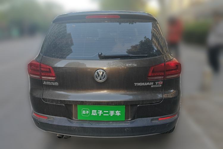 Used Volkswagen Tiguan 2015 1.8TSI Automatic All-Wheel-Drive Luxury Model
