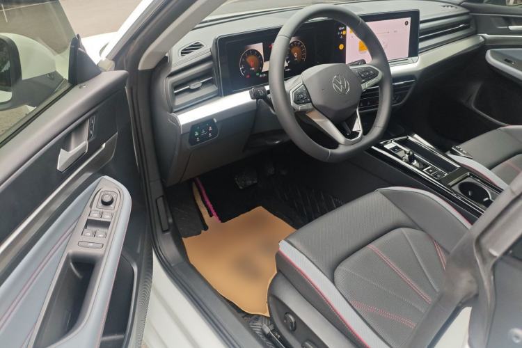 Used Volkswagen Lamando 2024 Lavida L 280TSI DSG Spicy Edition Driver Seat