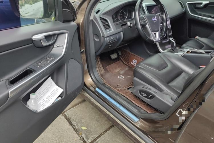 Used Volvo XC60 2014 Facelift T5 Zhiyi Edition

