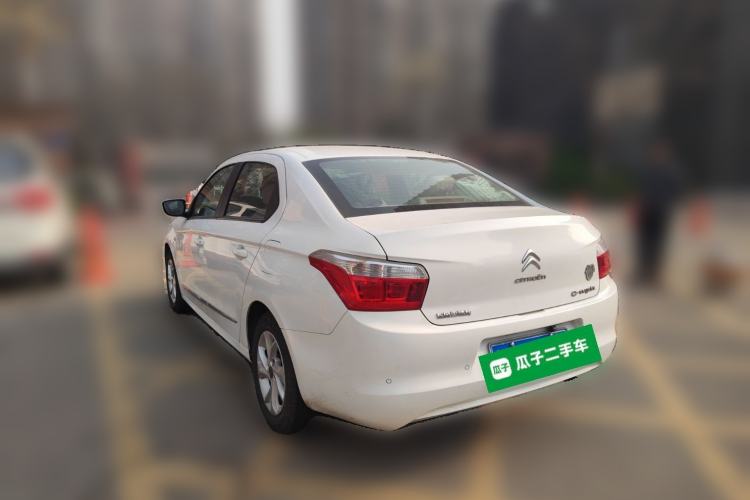 Used Citroen Elysee 2013 Sedan Classic 1.6L Manual with Tech Sunroof
