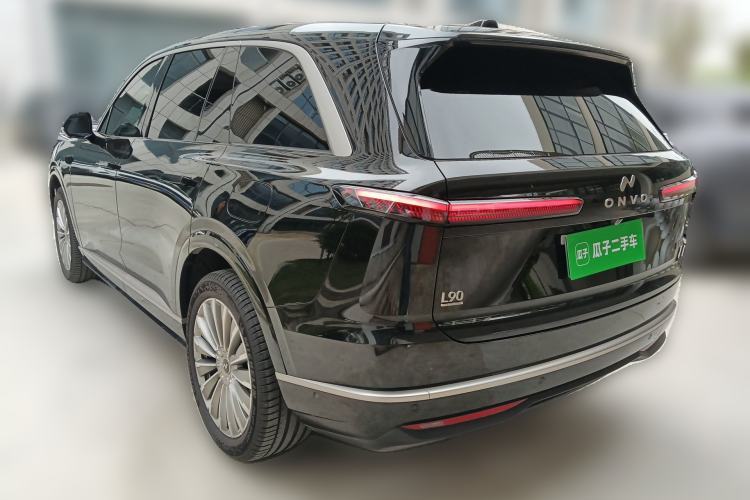 Used ONVO Luxeed L90 2025 Model—Max Six-Seater Version