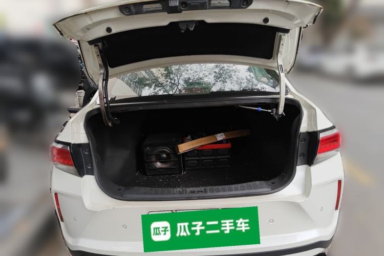 Used Venucia D60EV 2022 Standard Range Comfort Edition Trunk