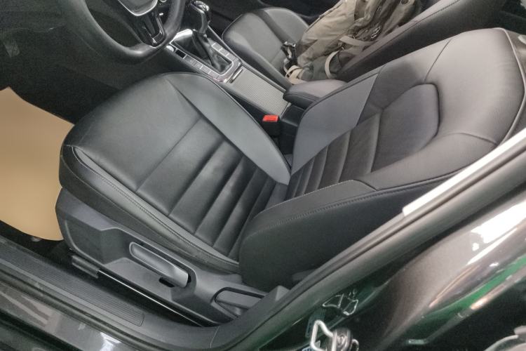 Used Volkswagen Sagitar 2021 200TSI DSG Comfort Connect Edition Left Front Seat