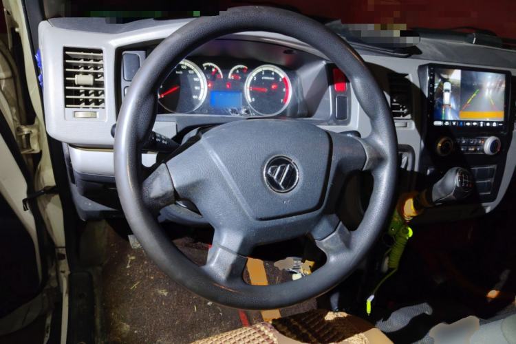 Used Foton Scenic G7 2016 2.0L Commercial Version Short Wheelbase Flat Roof 4Q20M