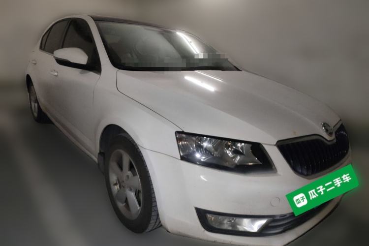 Used Skoda Octavia 2015 1.6L Automatic Yijun Edition
