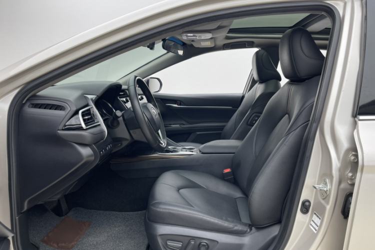 Used Toyota Camry 2019 2.5G Luxury Edition China VI Standard Interior 10