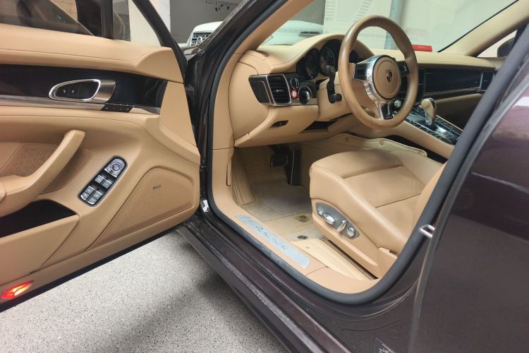 Used Porsche Panamera 2014 Panamera 4 3.0T Driver Seat