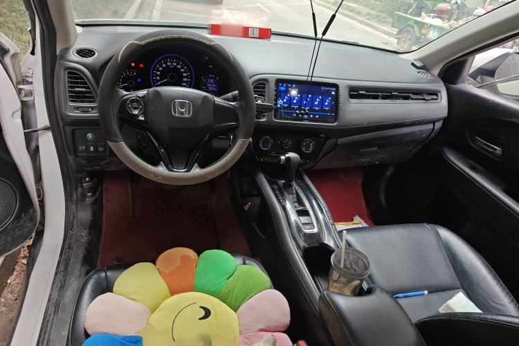 Used Honda Vezel 2019 1.5L CVT Pioneer Edition China VI Center Console