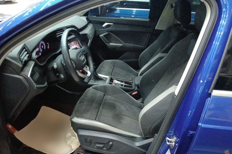 Used Audi Q3 2021 35 TFSI Fashion Dynamic Model