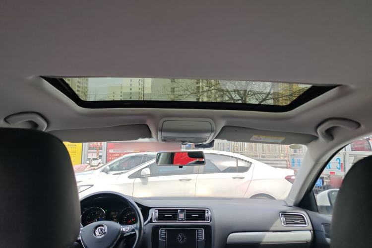 Used Volkswagen Sagitar 2017 1.6L Automatic Comfort Model Headliner
