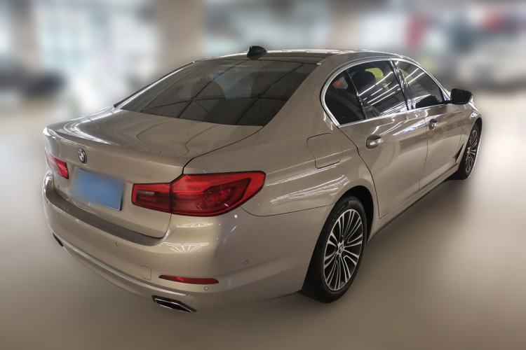 Used BMW 5 Series 2018 530Li Luxury Edition Premium Package Rear Right 45 Deg