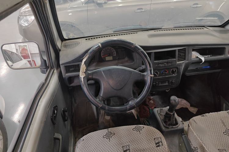 Used Wuling Zhiguang 2015 1.2L Practical LS-I Model Steering Wheel