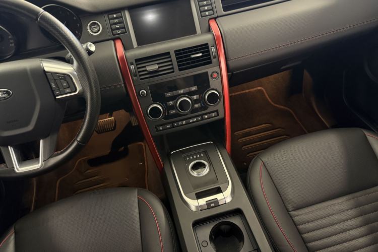 Used Land Rover Discovery Sport 2019 240 PS SE Dynamic Version China VI Standard Interior 2