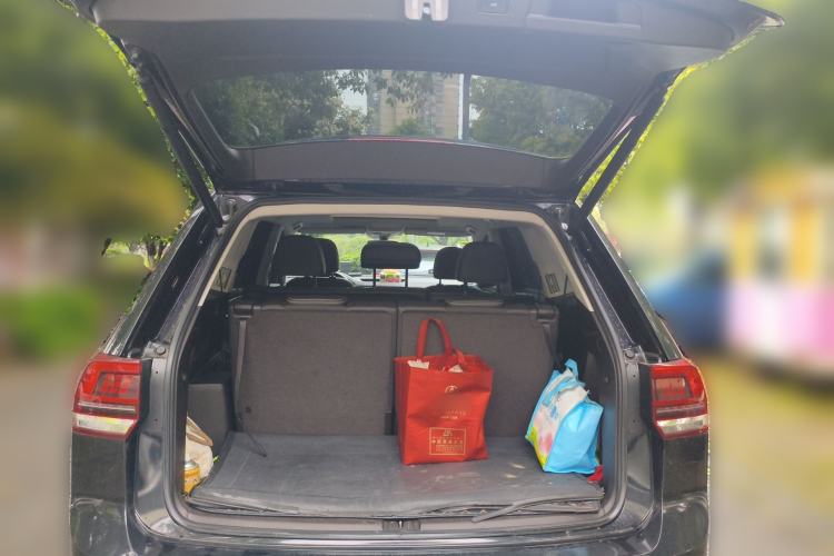 Used Volkswagen Teramont 2017 330TSI Two-Wheel-Drive Luxury Edition Trunk