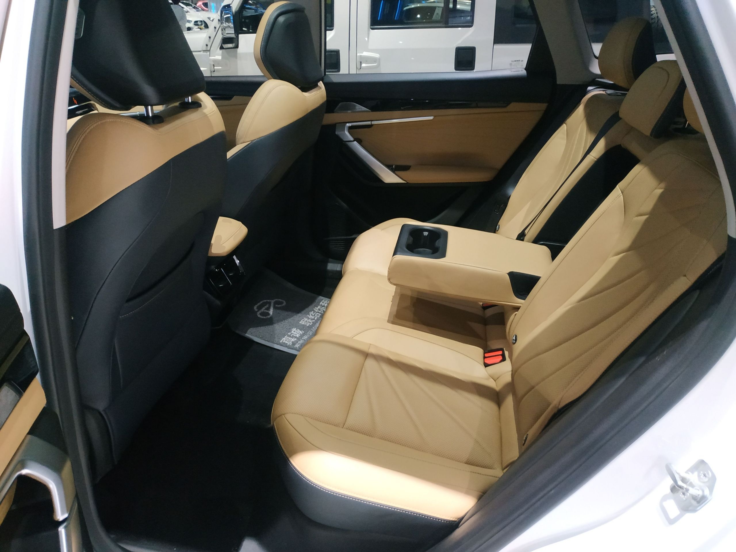 Geely Auto FX11 2023 2.0TD DCT Flagship Version — снимка 20