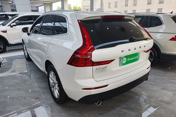 Used Volvo XC60 2018 T4 Zhiyi Edition Rear Left 45 Deg