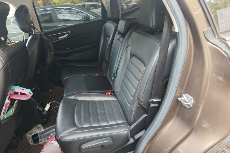 Used Ford Edge 2016 EcoBoost 245 Two-Wheel-Drive Titanium 7-Seater
