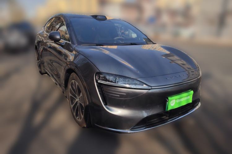 Used Hima Luxeed R7 2024 All-Electric 802 km Max
