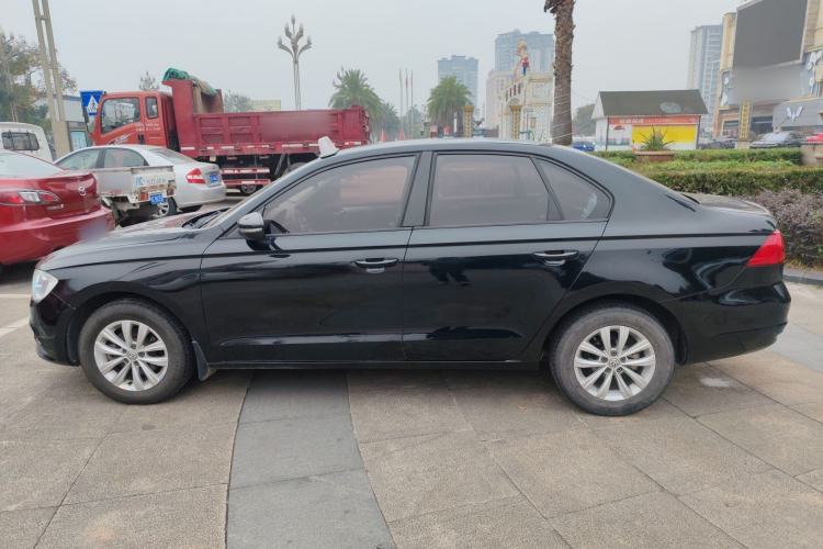 Used Volkswagen Bora 2016 1.6L Manual Fashion Edition