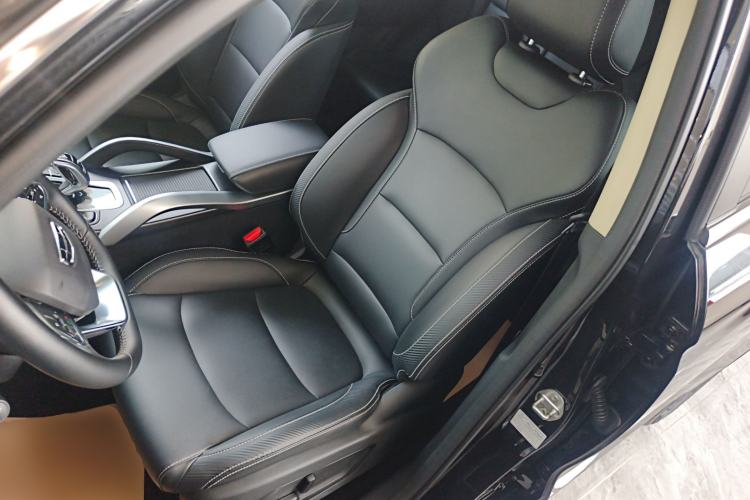 Used Geely Auto Emgrand X7 Sport 2021 Million Edition 1.8TD DCT Two-Wheel Drive Luxury Model Left Front Seat