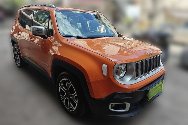 Used Jeep Renegade 2016 1.4T Automatic Smart Edition Front Right 45 Deg
