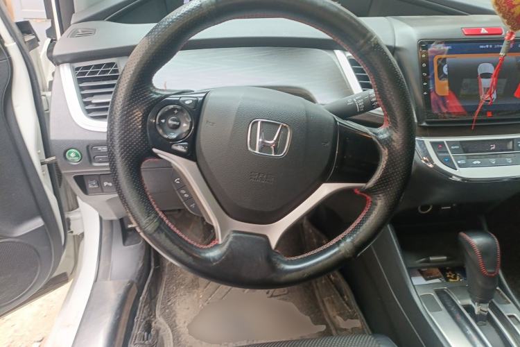 Used Honda Jade 2016 1.8L Automatic Comfort Elite Version 5 Seats Steering Wheel