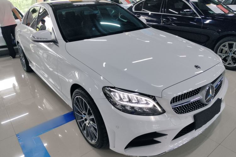 Used Mercedes-Benz C-Class 2020 C 260 L Sport Edition Front Right 45 Deg