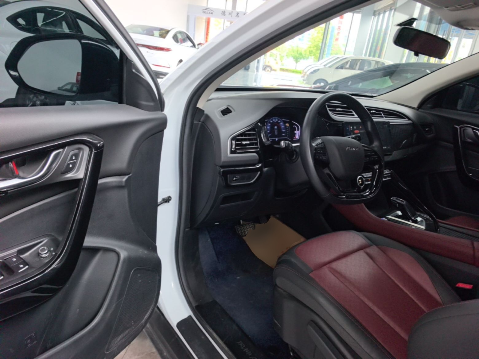 Dongfeng Aeolus AX7 2023 Mach Edition 1.5T DCT Champion Legend Version — снимка 18