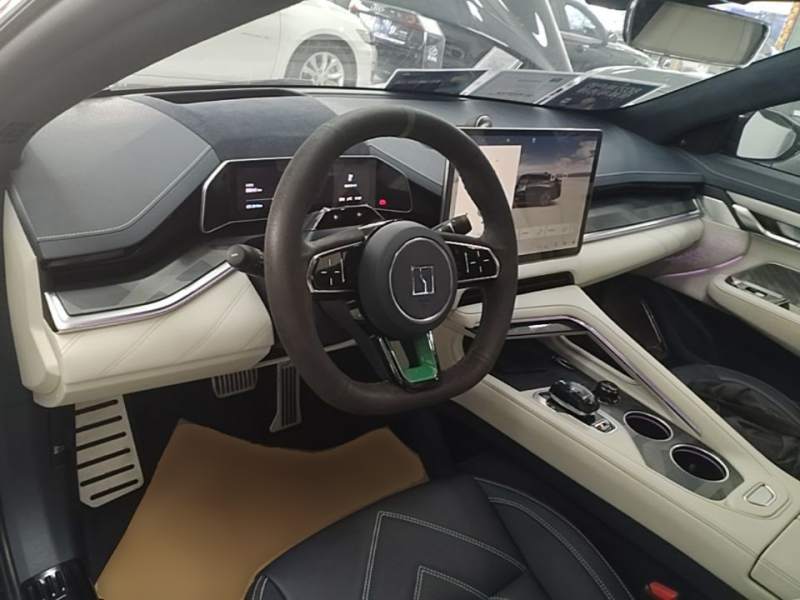 Used Zeekr 001 2023 WE Edition 100 kWh — 9