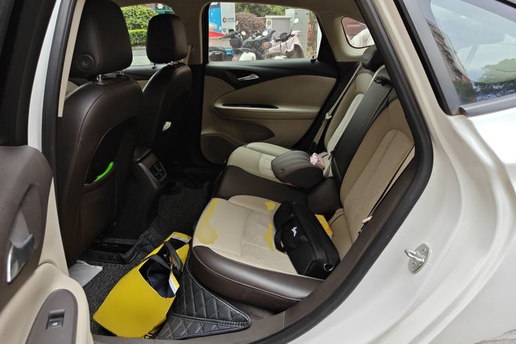 Used Buick Verano 2015 Sedan 15S Automatic Leading Model Left Rear Seat