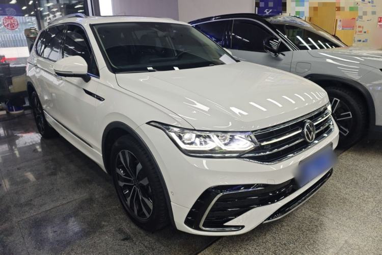 Used Volkswagen Tiguan L 2022 330TSI Automatic Two-Wheel Drive R-Line Enhanced Edition
